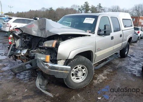 2005 Chevrolet Silverado 2500Hd Ls z USA, uszkodzony, nr VIN 1GCHK23275F891690
